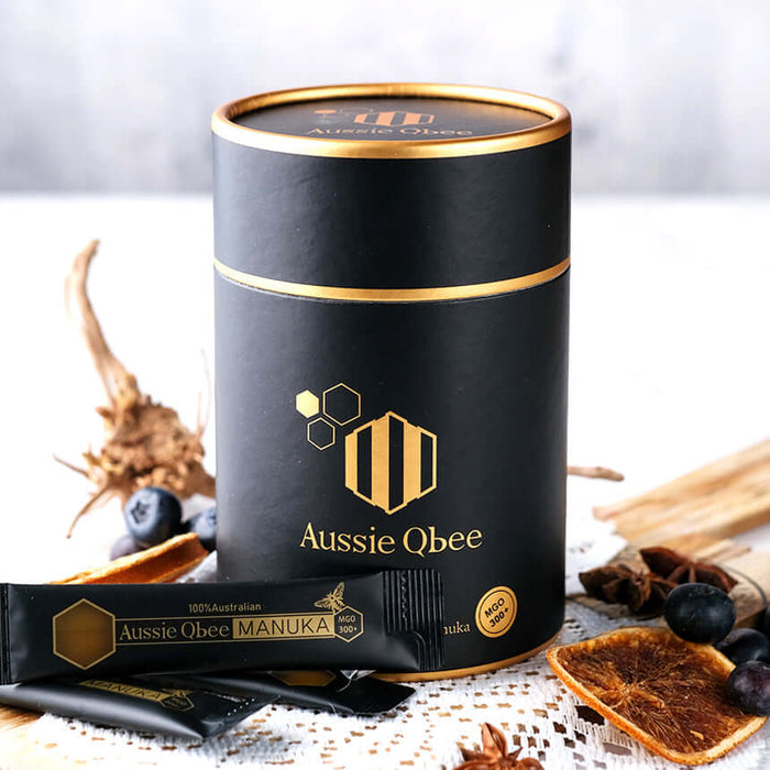 Manuka Honey MGO300+ Gift Package 720g in elegant black packaging with Aussie Qbee branding.